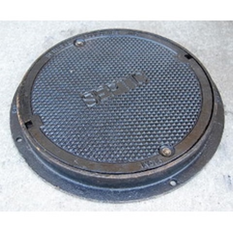 3x24 CAST IRON LD LOCKING COVER